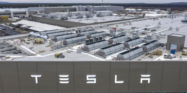 Tesla, Almanya fabrikasında üretimin duracağını doğruladı!
