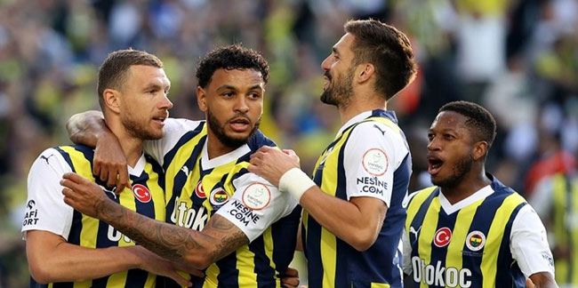Fenerbahçe Ligi İkinci Sırada Bitirdi