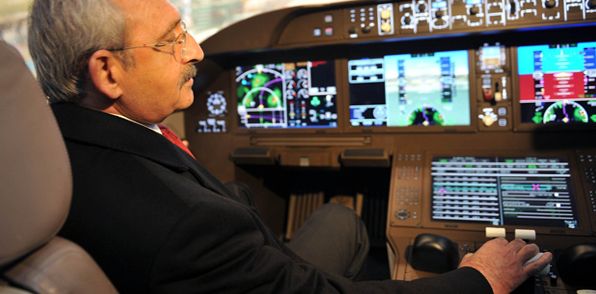 Kılıçdaroğlu pilot koltuğunda