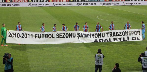 Trabzon'dan adalet pankartı!