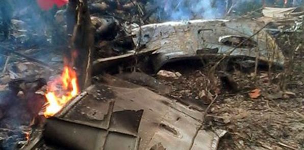 Askeri helikopter düştü: 16 ölü