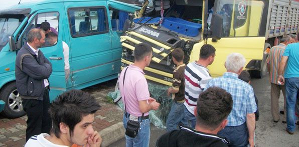 Giresun'da trafik kazası: 2 yaralı