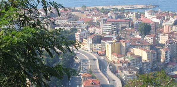 Trabzon yasaklara uyuyor