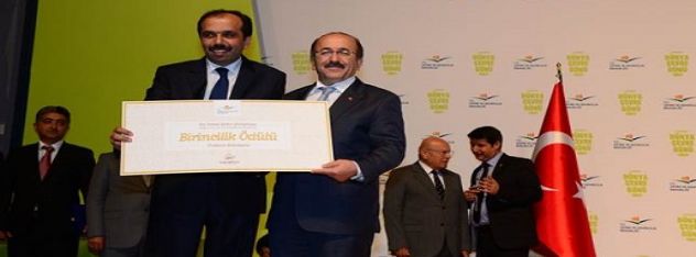 Gümrükçüoğlu "En temiz il ödülünü" aldı