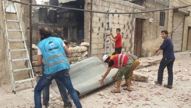 Halep'e bomba düştü