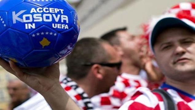 Kosova UEFA'ya kabul edildi