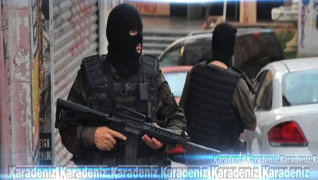  Polis ile PKK'lılar arasında çatışma!