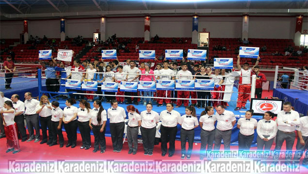 Kick Boks Türkiye Şampiyonasına 3 bin sporcu katıl