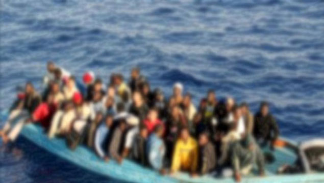 500 göçmen son anda kurtarıldı