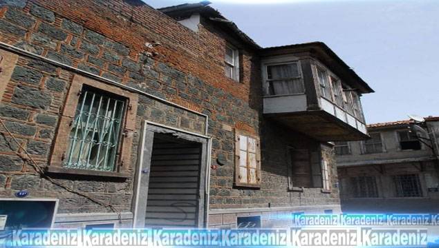 Tarihi Türk evi satışa çıktı