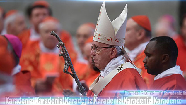 Papa Türkiye için dua etti 