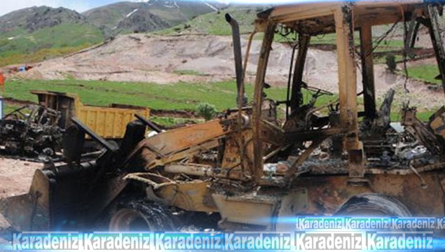 PKK şantiye bastı, araçları ateşe verdi!