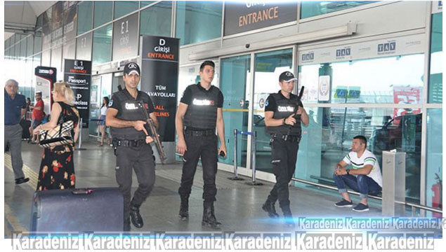 Özel polis timi Atatürk Havalimanın’da