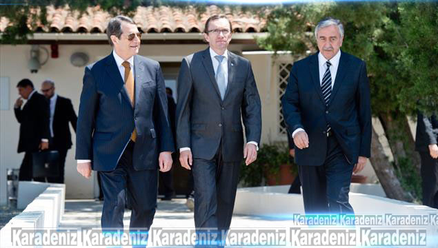 Kıbrıs’ta liderler yeniden bir arada