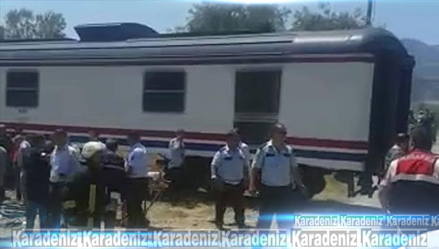 Manisa'da tren minibüsü biçti: 6 ölü