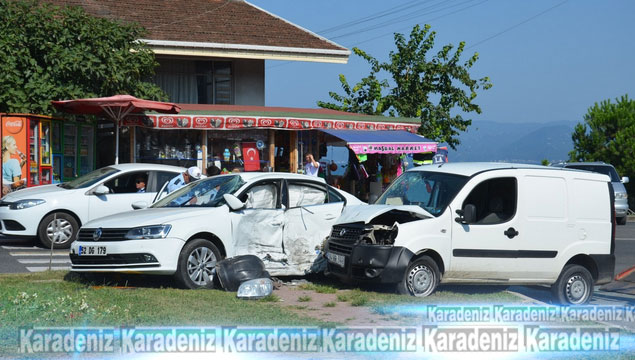 Fatsa'da trafik kazası: 5 yaralı 