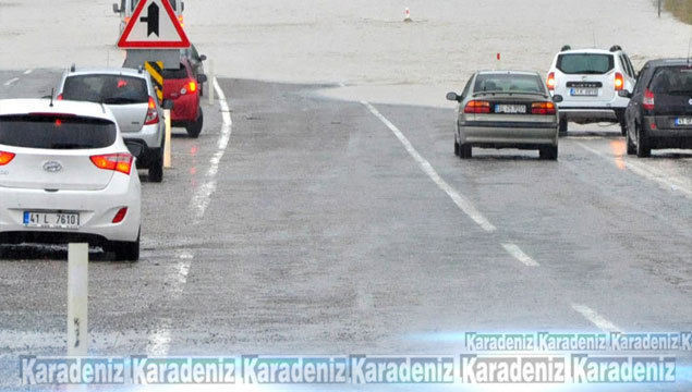 Türkiye sağanak yağmura teslim