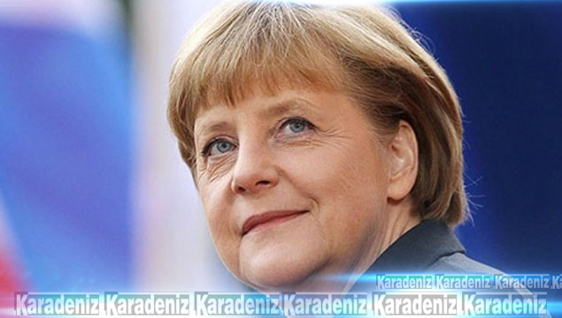 Merkel'den o ülkelere 'beşli zirve' daveti