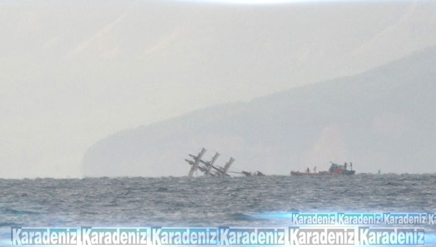 Antalya'da tur teknesi battı!