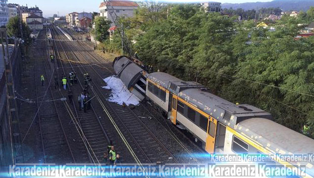 İspanya’da tren kazası: 3 ölü