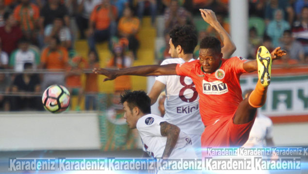 Aytemiz Alanya-Trabzonspor maçından kareler