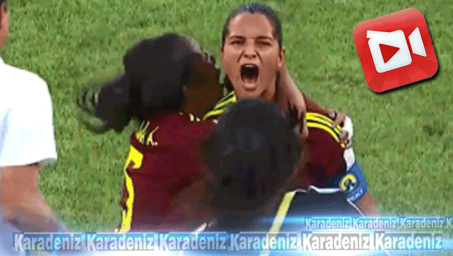 Kadın futbolcu santradan gol attı