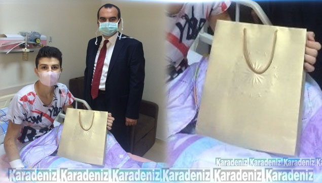 Erdoğan lösemili Adem'e hediye gönderdi