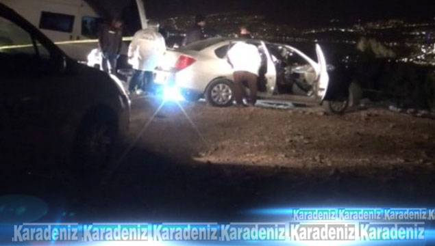 İzmir'de otomobilde infaz