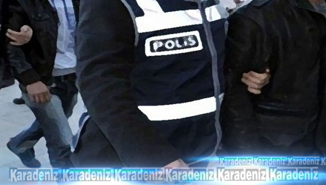 İzmir'de FETÖ operasyonu: 37 gözaltı