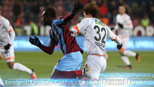 Trabzonspor-Adanaspor maçından kareler...