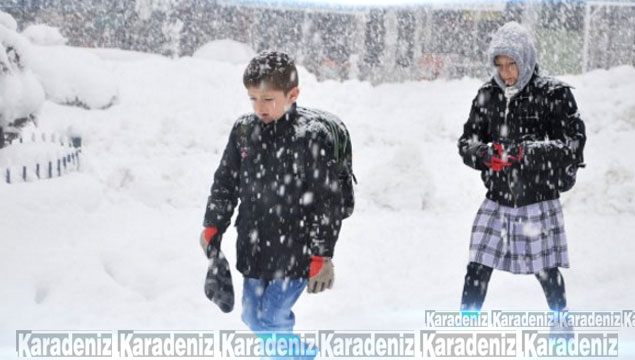 Torul’da eğitime kar tatili