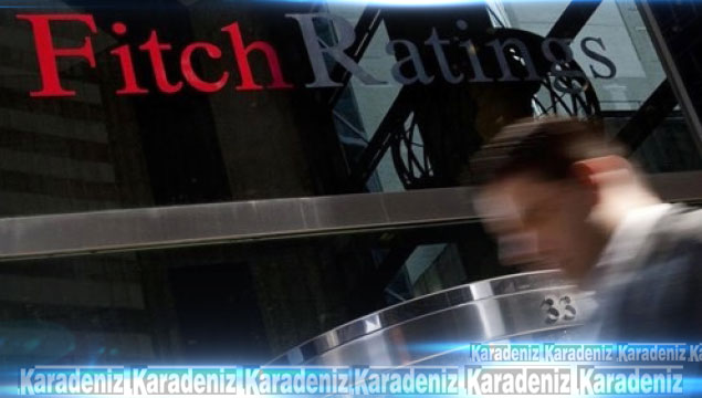 Fitch Türkiye'nin kredi notunu düşürdü
