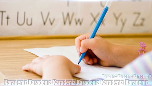 Okullarda el yazısı uygulaması kaldırılıyor