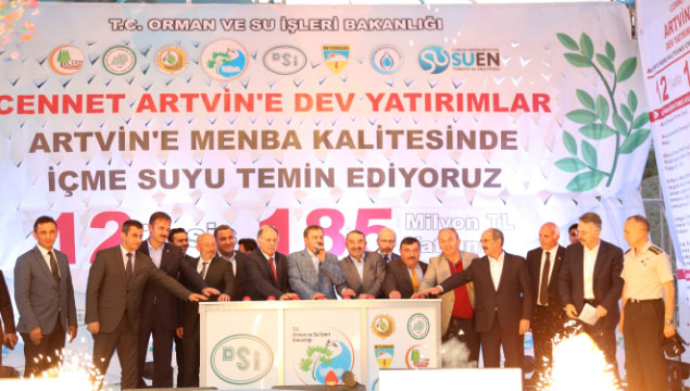 Bakan Eroğlu, Artvin'de 12 tesisin açılışı yaptı