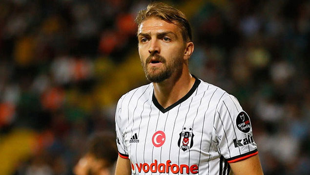 Beşiktaş, Caner transferini bitirdi