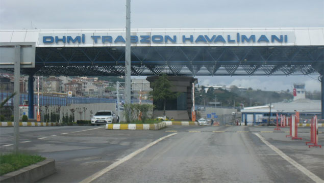 Trabzon Havalimanı'nda gözaltı!