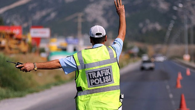 Trabzon trafiğine hafta sonu neşteri