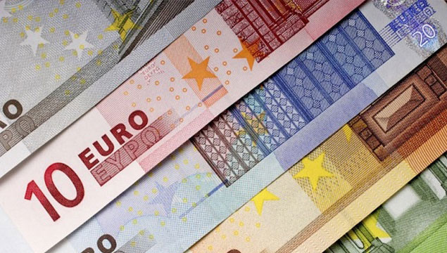 Euro tarihi rekorunu kırdı