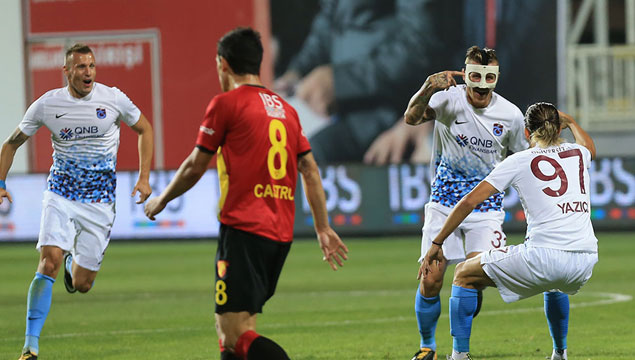 Göztepe-Trabzonspor maçından kareler