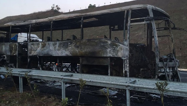 Bursa’da yolcu otobüsü yandı!