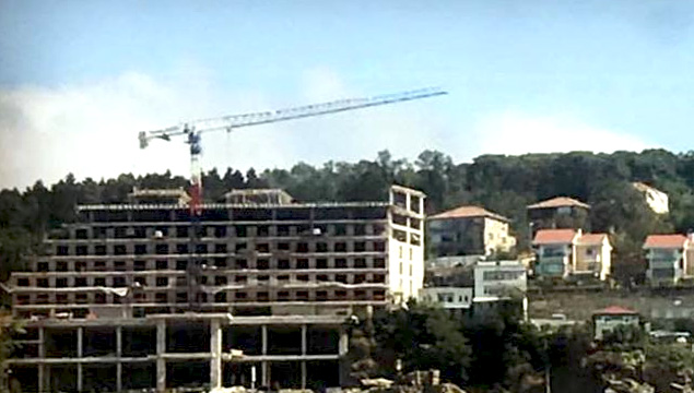 Boztepe’deki otel inşaatına tepki!