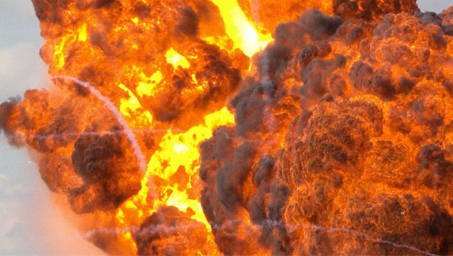 Patlama: En az 30 ölü
