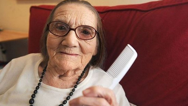 104 yaşındaki kadın hayrette bıraktı