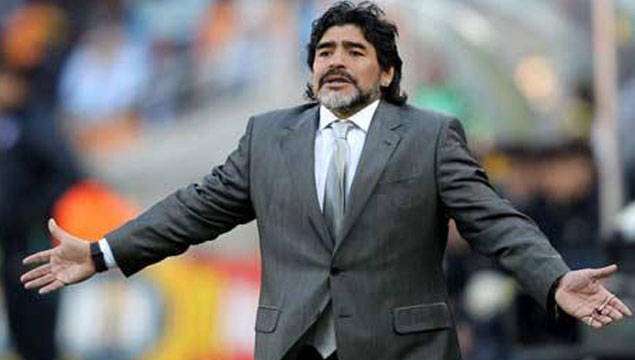 Maradona geliyor