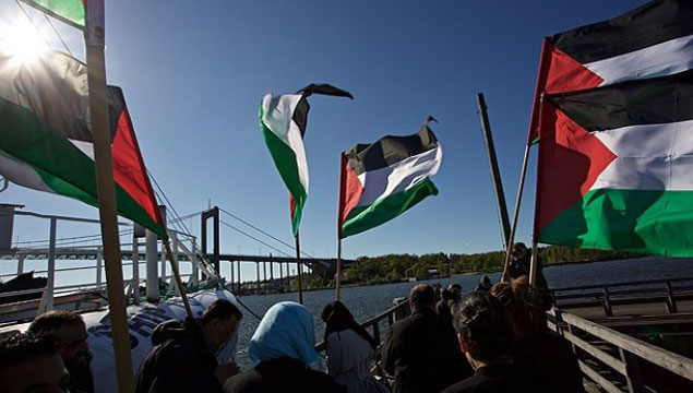 Aktivistler Gazze'ye doğru yola çıktı