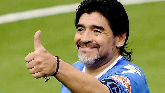 Maradona görev bekliyor