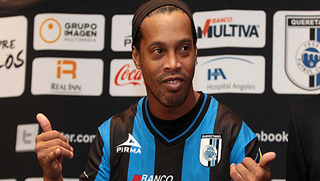 Ronaldinho ayrılıyor