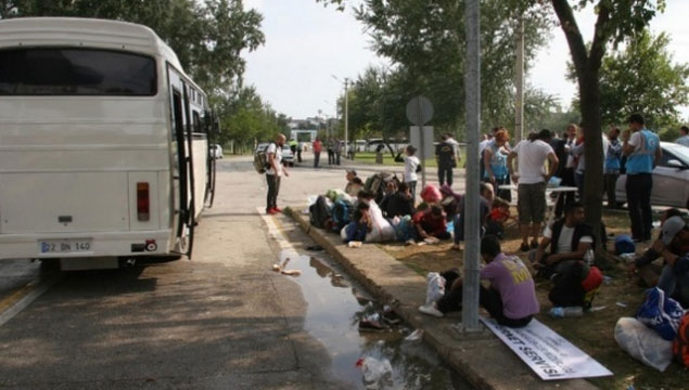 Mültecilerin tamamı Edirne'den ayrıldı
