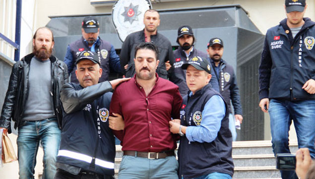 Ahmet Hakan'a saldıran zanlılar adliyeye sevk edil