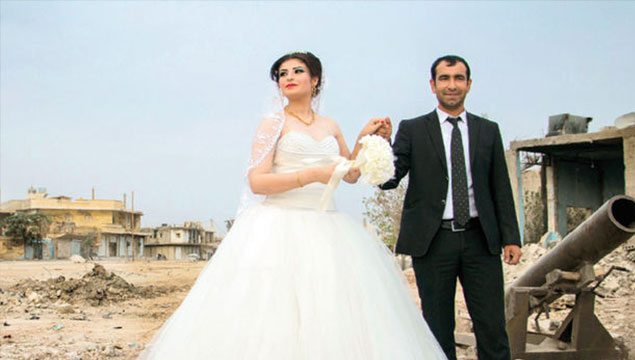 Kobani’de ilk düğün